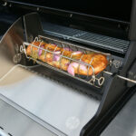 14.331.09_DGS_ROTISSERIE_KIT_AMBIANCE_OA_2018-1600×1600